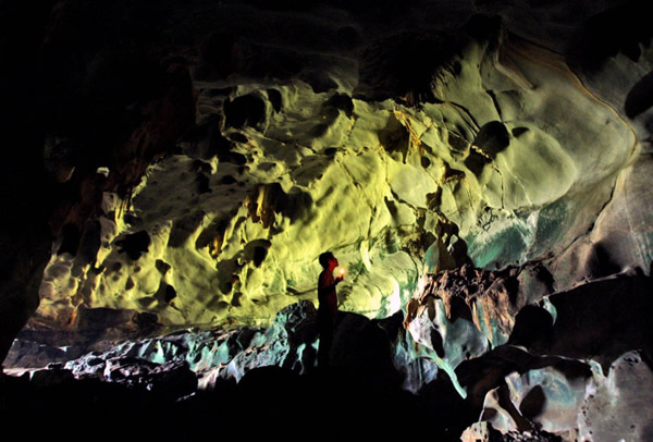 印尼古老洞穴记录7500年前海啸