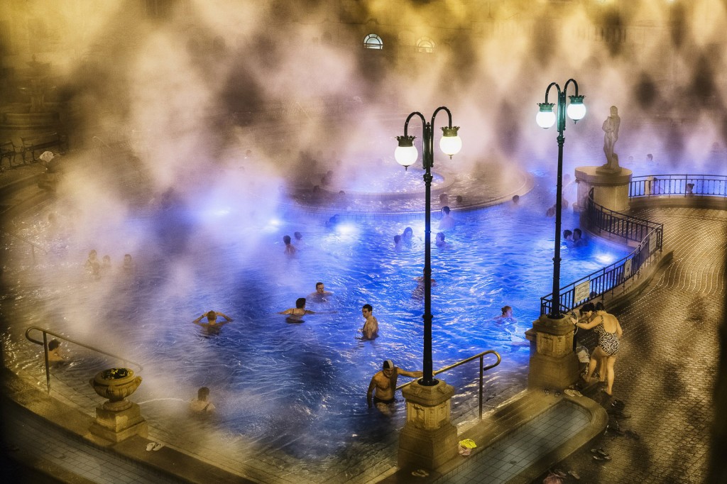 在布达佩斯泡温泉