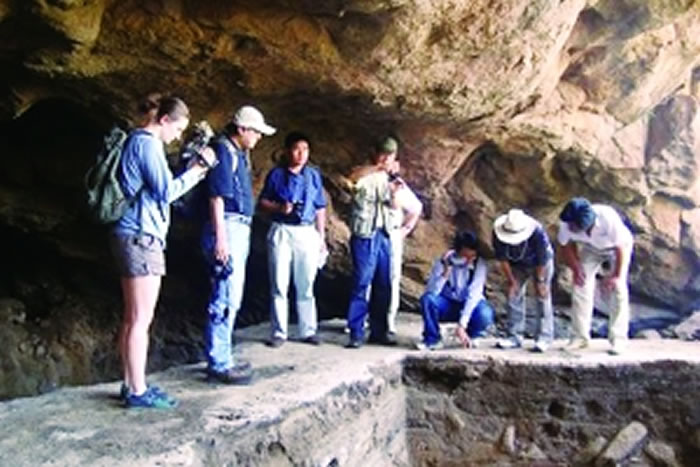 中国境内首次发现旧石器时代中期文化遗存——内蒙古金斯太洞穴遗址