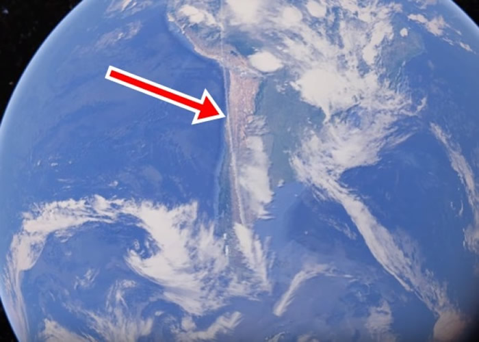 Google Earth惊现跨南北极超长白线 原因成谜