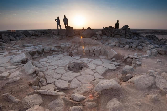 约旦狩猎采集点遗址发现1.44万年前人类烤制面包残迹 比农业活动早4000年