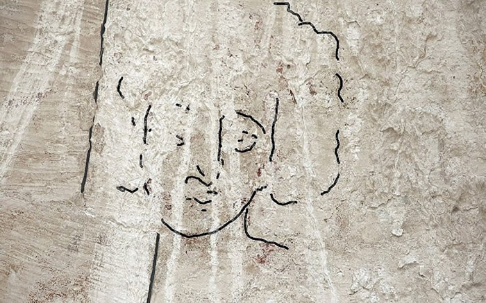 世界遗产内盖夫沙漠中心的拜占庭教堂中发现独特的耶稣脸像