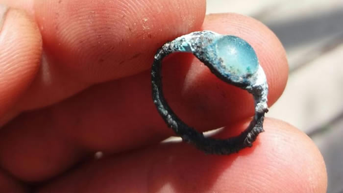 耶路撒冷找到一枚2000年前第二圣殿时期的女士戒指