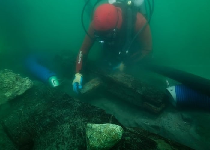 英国考古团队在埃及沉没古城伊拉克利翁海底发现古船残骸 与希罗多德所记载驳船巴利斯脗合