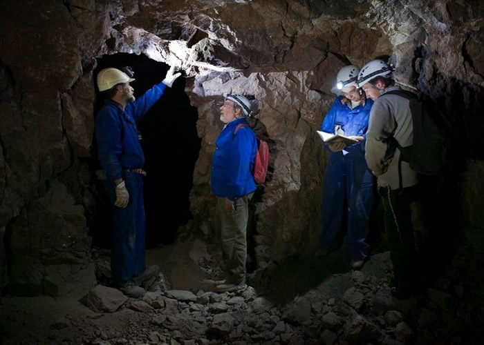 阿梅里亚省政府已开放普尔皮晶洞予公众参观。
