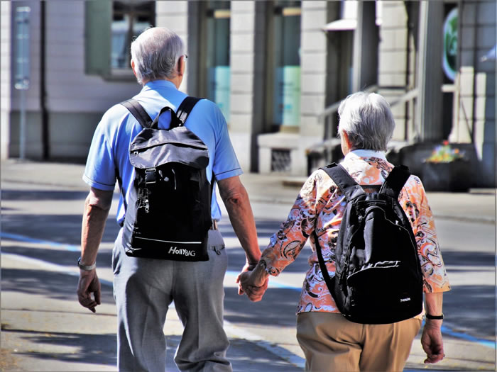 研究表明穿戴式加速度计是预测老年人死亡风险的可靠工具
