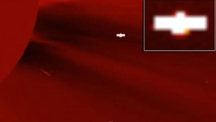 UFO猎人称从美国宇航局发布的图片中发现有翼外星飞船掠过太阳