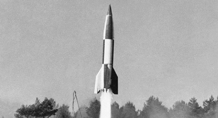 “俄罗斯航天系统”控股公司发布研制首枚苏联弹道导弹的珍贵照片