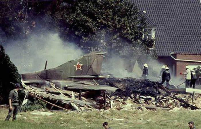 1989年7月4日苏联空军米格-23战斗机“无人驾驶”闯入比利时坠毁在民宅