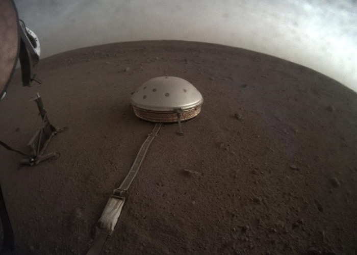 NASA公开录音让民众细听洞察号首次录得的火星地震声音