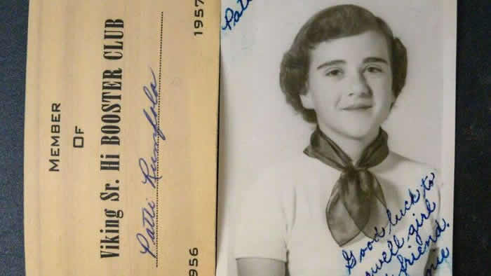 1957年美国俄亥俄州女中学生遗失手提袋 63年后子女打开回顾亡母青春岁月