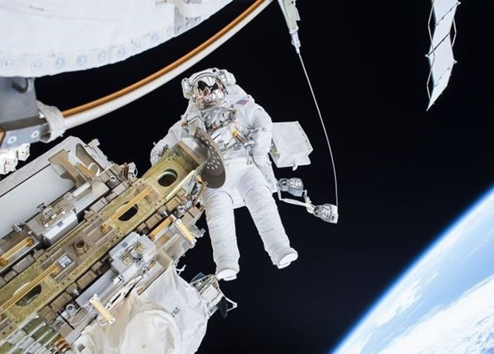 NASA事隔多年再招募宇航员。