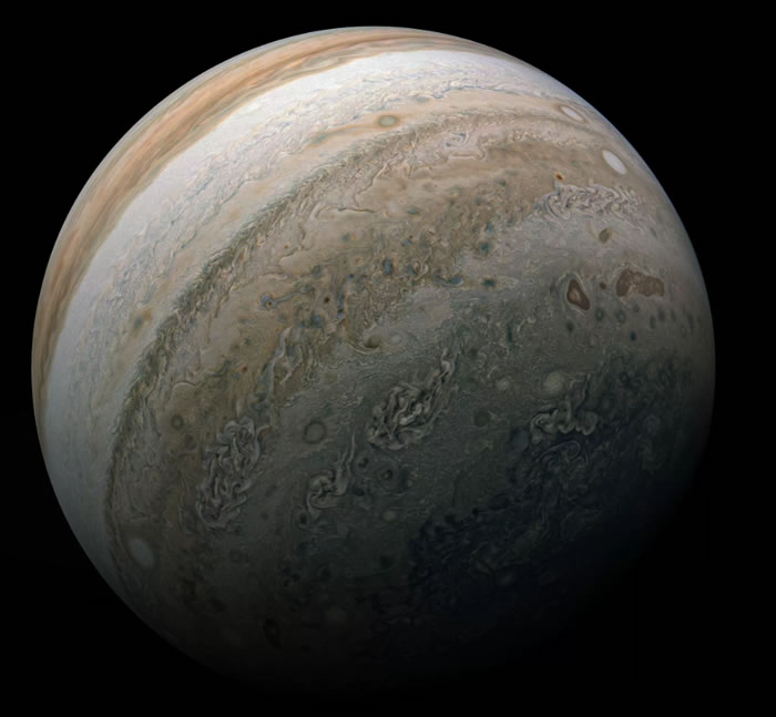 NASA发布全新图像展现引人注目的木星大气层