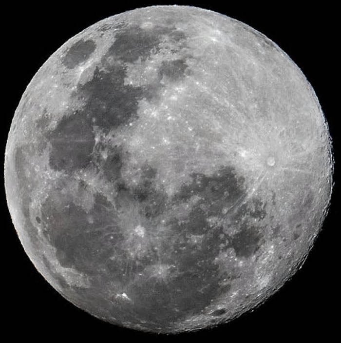 俄罗斯计划于2025年8月向月球发射重型着陆站“月球-27”