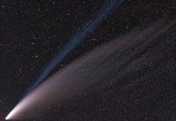 6000年回归一次的“NEOWISE”新智彗星C/2020 F3点亮夜空