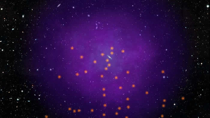 美国宇航局利用哈勃望远镜绘制仙女座螺旋星系周围巨大光环