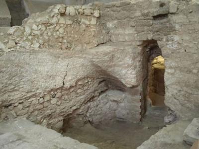 英国考古学者指以色列拿撒勒城废置女修院遗址地底下的古代犹太民居是耶稣童年故居