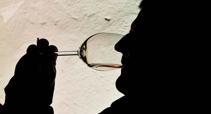 西班牙食品科学研究所研究查明为什么老年人能更好地感受到葡萄酒的香气和口感