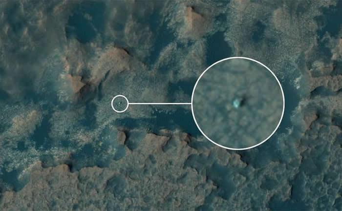 火星勘测轨道飞行器从266千米的高空俯瞰好奇号