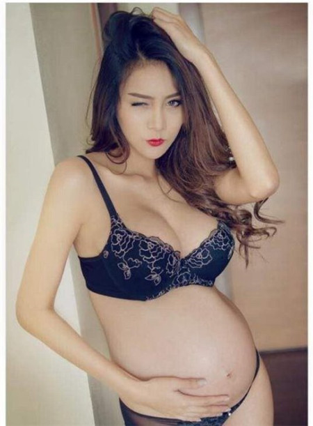 泰国最美辣妈AumboonSukklai,生完孩子后身材依然好到爆