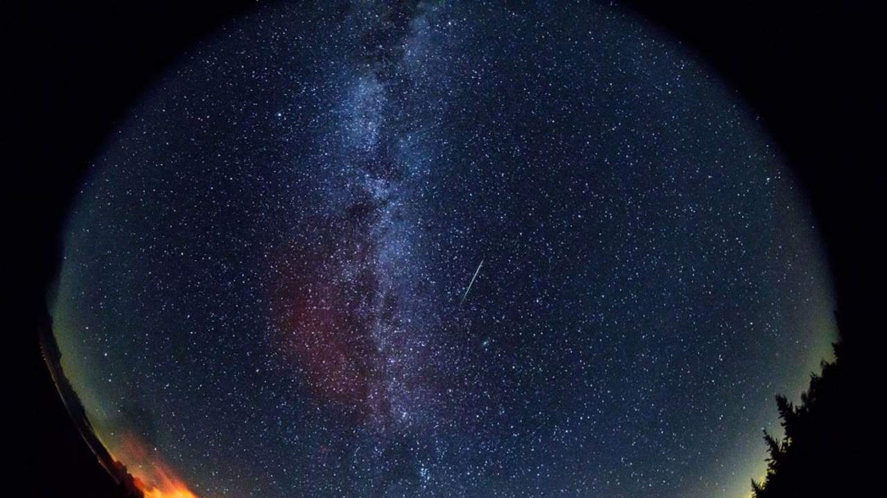 NASA推荐英仙座流星雨最佳观赏时间：8月11日晚上