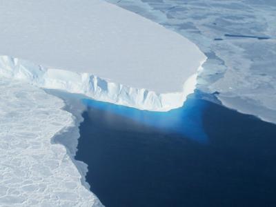 科学家警告：南极“末日冰川”——思韦茨冰川五年后或崩塌 海平面恐上升3公尺