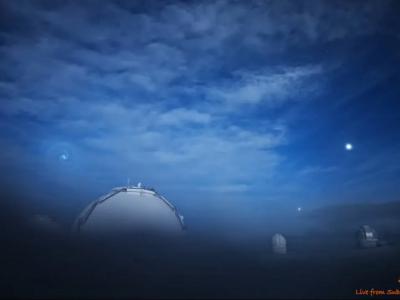 美国夏威夷毛纳克亚岛上的斯巴鲁望远镜拍摄到毛纳克亚上空一个“神秘飞行漩涡”