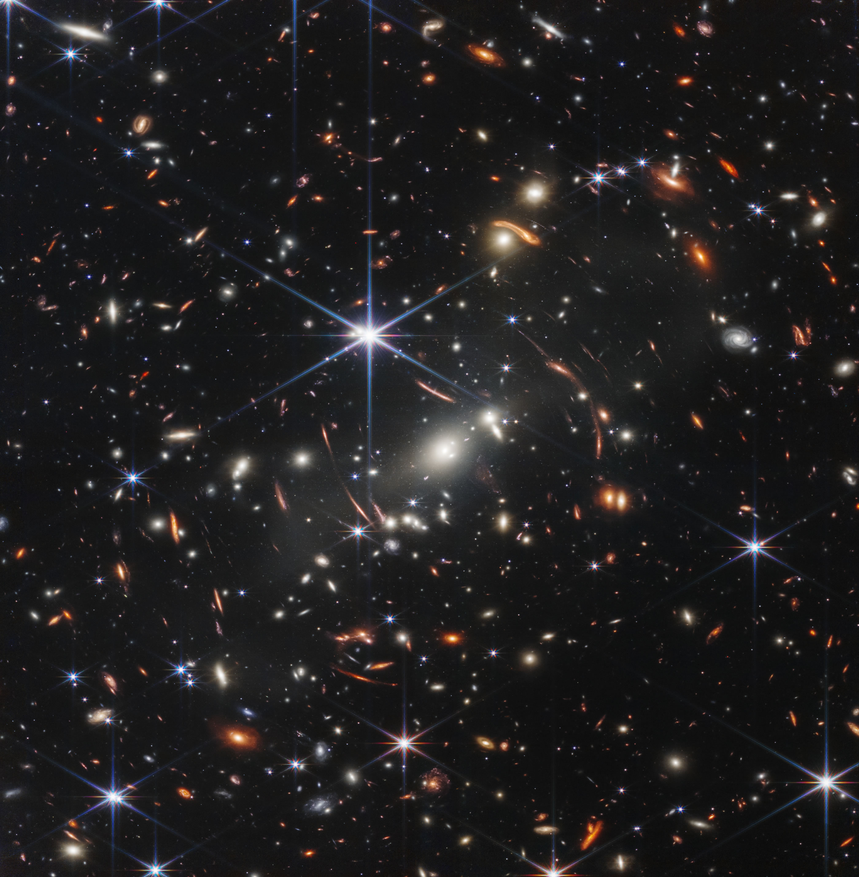 美国宇航局发布詹姆斯·韦伯太空望远镜第一张官方图片 揭示46亿光年外的宇宙深处