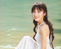 徐申东夏季唯美写真白色长裙优雅迷人